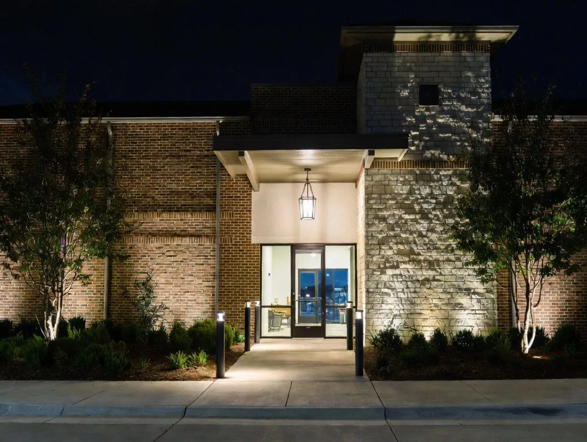 Commercial Entrance Lighting Ideas for Businesses in Woodland Oaks Windfern Forest